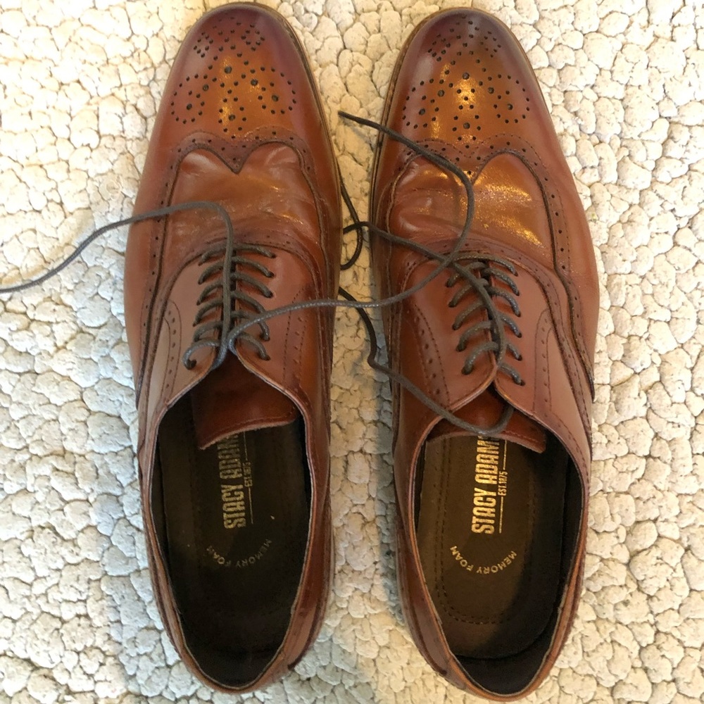 Stacy Adams Brown Wing-Top Dress Shoes (Like New!)